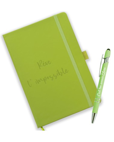 Carnet A5 Inspiration Vert Anis – Édition Noël – Avec Stylo Personnalisé – 160 pages lignées – Expédition 24h