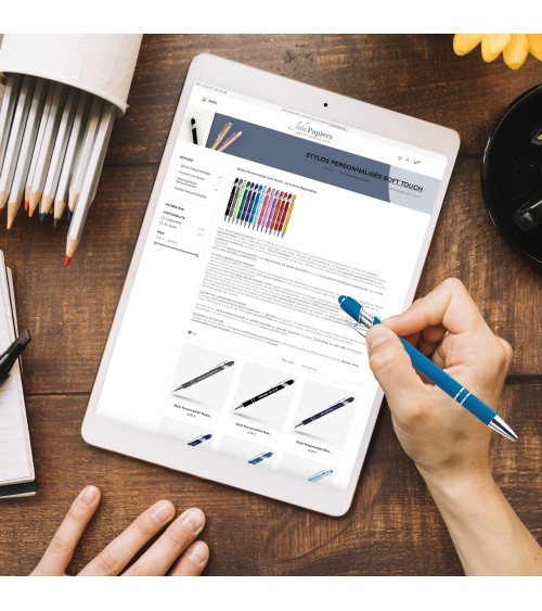 stylos personnalisés soft touch bleu marine