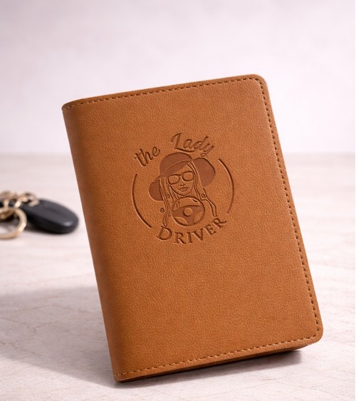 etui-carte-grise-femme-LD-camel