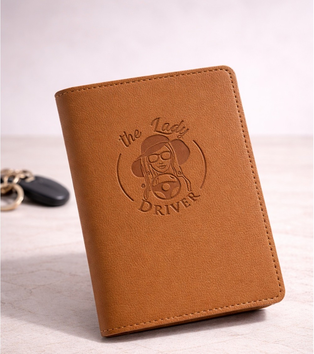 etui-carte-grise-femme-LD-camel